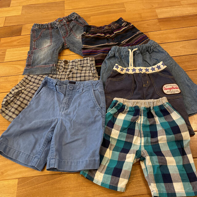 GAP(ギャップ)のハーフパンツ 男の子　100セット　7枚 キッズ/ベビー/マタニティのキッズ服男の子用(90cm~)(パンツ/スパッツ)の商品写真