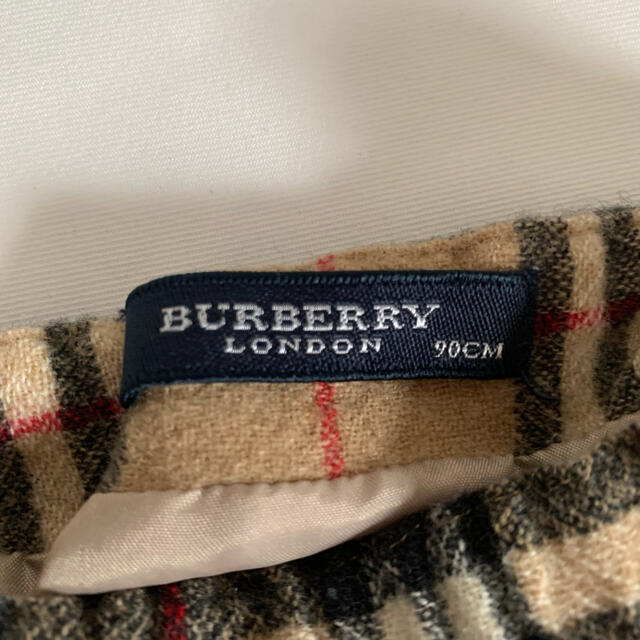 BURBERRY(バーバリー)のBurberry バーバリー 90cm ノバチェック柄ウールスカート キッズ/ベビー/マタニティのキッズ服女の子用(90cm~)(スカート)の商品写真