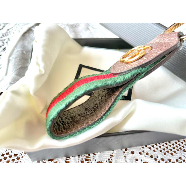 Gucci(グッチ)の【goa aya様専用】GUCCI キーチェーン レディースのファッション小物(キーホルダー)の商品写真