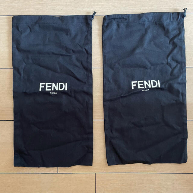 FENDI(フェンディ)の【新品未使用】FENDI 靴用保存袋♪ レディースの靴/シューズ(その他)の商品写真