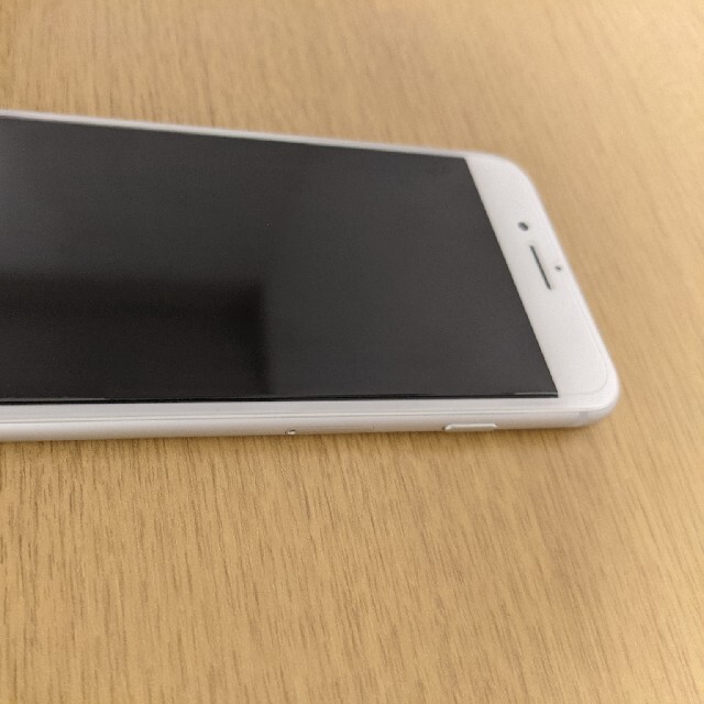 美品 iPhone8 64GB silver SIMフリー 美品 iPhone8 64GB silver SIMフリー