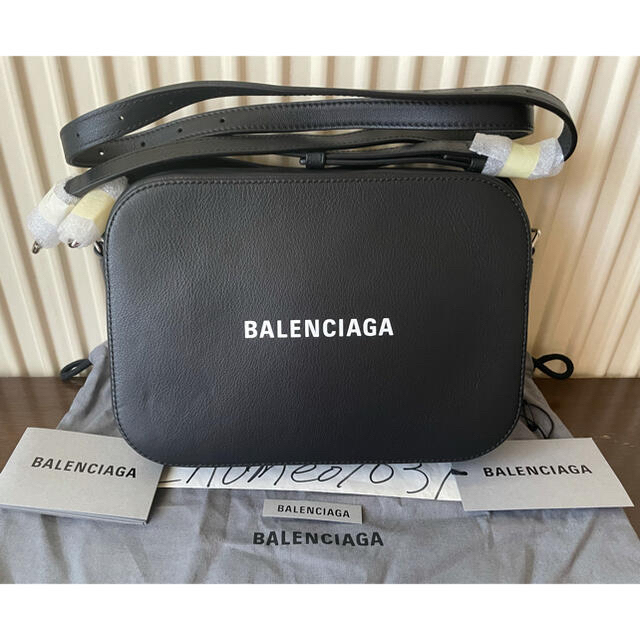 【新品 人気希少】Balenciaga エブリデイカメラバッグ Sサイズ