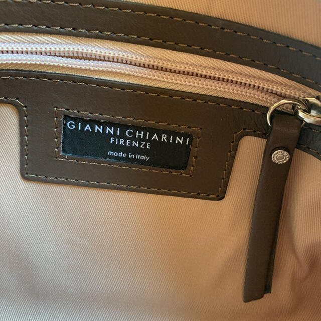 みぃゃん様専用　＊ GIANNI CHIARINI ＊  かごバッグ　ほぼ未使用 レディースのバッグ(ショルダーバッグ)の商品写真