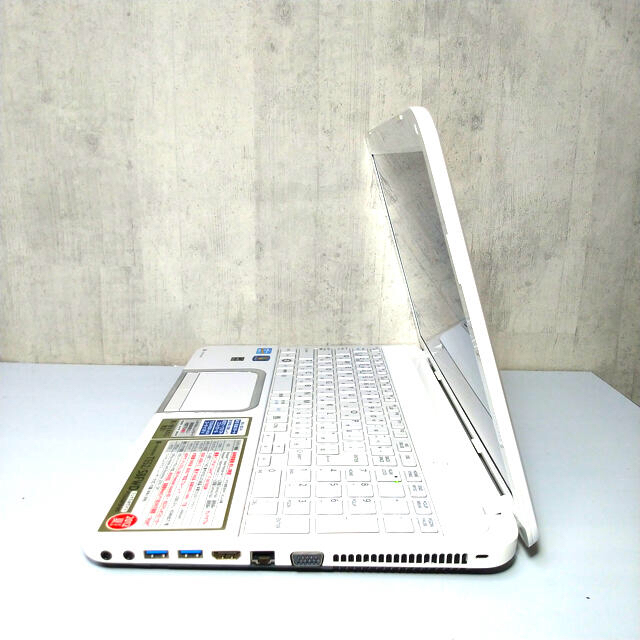 東芝ノートパソコンi7 SSD512GB ブルーレイ　office2019
