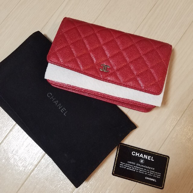 CHANEL シャネル マトラッセ チェーンウォレ キャビアスキン レッド 赤