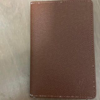 ルイヴィトン(LOUIS VUITTON)のLOUIS VUITTON カバー　定期　パスケース(名刺入れ/定期入れ)