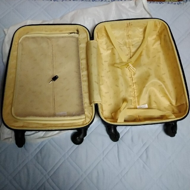 スヌーピー　キャリーケース　トラベルバック レディースのバッグ(スーツケース/キャリーバッグ)の商品写真