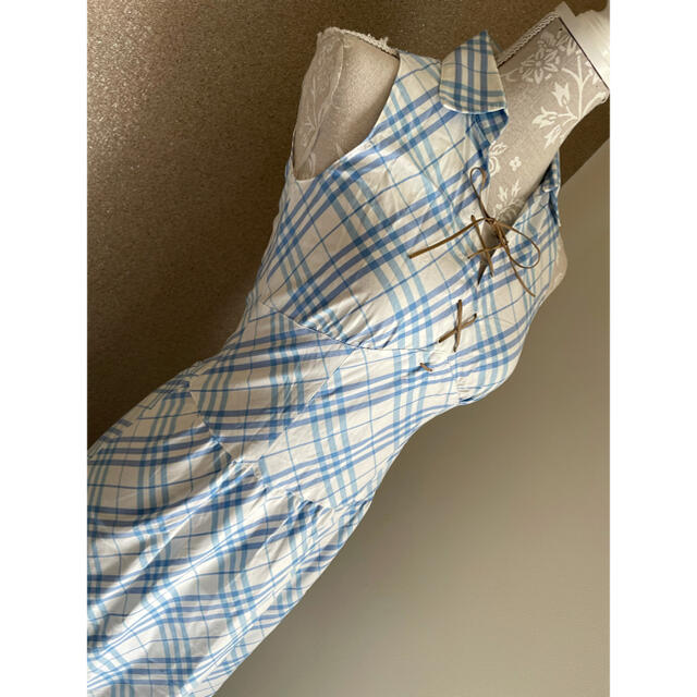 BURBERRY BLUE LABEL(バーバリーブルーレーベル)の♡バーバリーブルーレーベル　白×水色チェックロングワンピース♡ レディースのワンピース(ロングワンピース/マキシワンピース)の商品写真