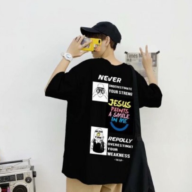 【2021夏新作】韓国 NEVER プリント　ビッグシルエット　Tシャツ メンズのトップス(Tシャツ/カットソー(半袖/袖なし))の商品写真