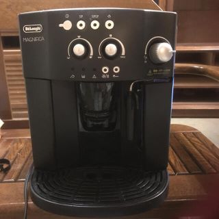 デロンギ(DeLonghi)のデロンギ 全自動エスプレッソマシン ESAM1000SJ(エスプレッソマシン)