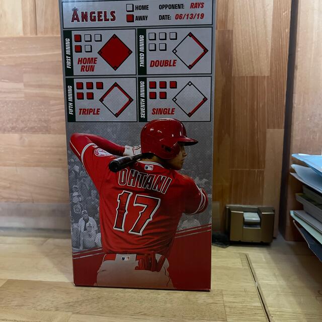 大谷翔平　ボブルヘッド　サイクルヒット　記念品人形 スポーツ/アウトドアの野球(記念品/関連グッズ)の商品写真