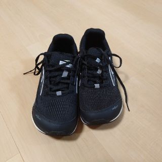 アルトラ ALTRA INSTINCT4 US8.5 BLACK(シューズ)