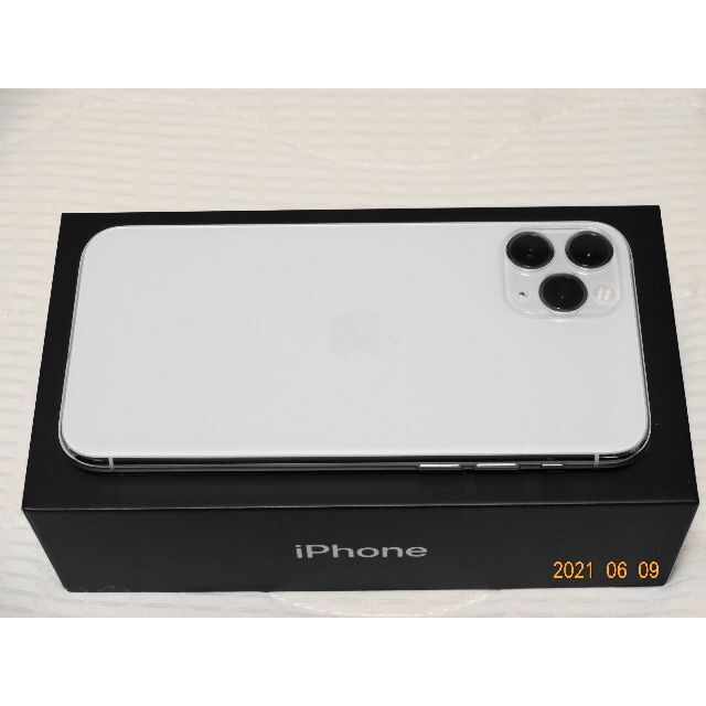 Apple シルバー 64GB SIMフリー★の通販 by yoshirinzz's shop｜アップルならラクマ - ★iPhone 11 Pro HOT特価