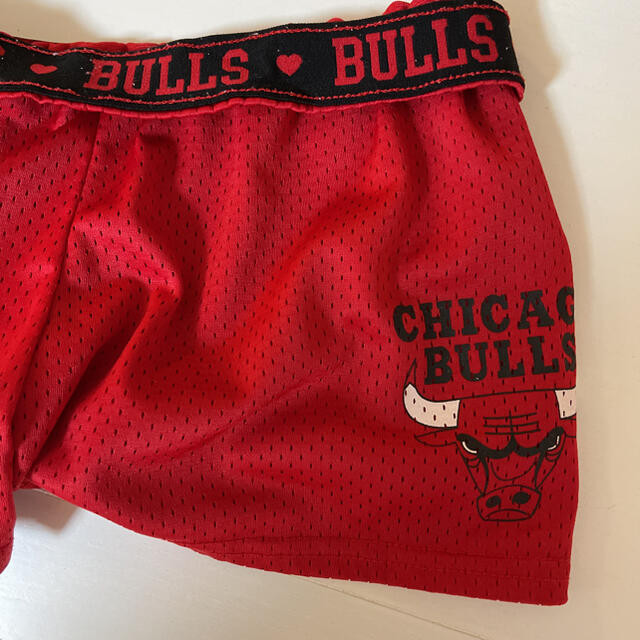 NBA BULLSのショートパンツ スポーツ/アウトドアのスポーツ/アウトドア その他(バスケットボール)の商品写真