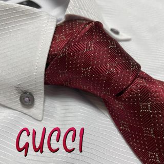 グッチ(Gucci)のグッチ　ネクタイ【美品】Gロゴ総柄　クレスト紋章　光沢　厚手　ビーズ(ネクタイ)