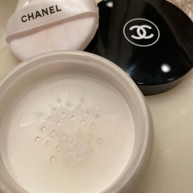 CHANEL(シャネル)のお値下げ♡シャネルフェイスパウダー コスメ/美容のベースメイク/化粧品(フェイスパウダー)の商品写真