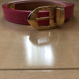 極美品 LOUISVUITTONヴェルニピンクベルト 可愛い ルイヴィトンベルト