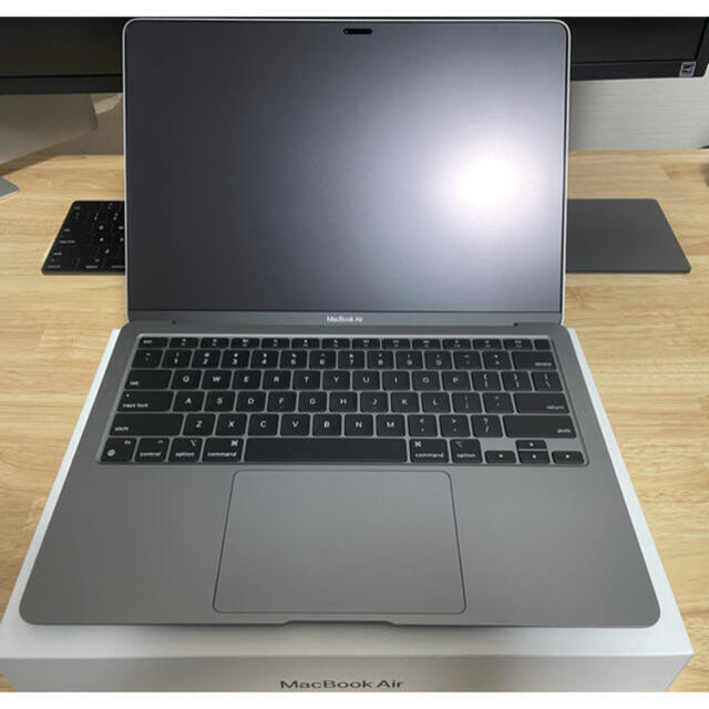 【美品】 M1MacBook Air【256GB】US配列　充電回数10回未満