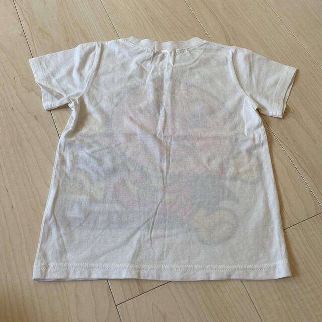 アンパンマンTシャツ キッズ/ベビー/マタニティのキッズ服男の子用(90cm~)(Tシャツ/カットソー)の商品写真