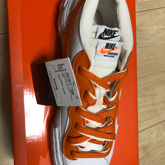 NIKE(ナイキ)のNike Sacai ブレーザー LOW Magma Orange 26cm メンズの靴/シューズ(スニーカー)の商品写真