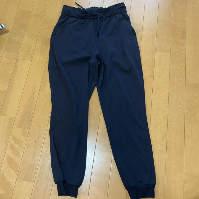 lululemon(ルルレモン)のルルレモン stretch high-rise jogger aisa M スポーツ/アウトドアのトレーニング/エクササイズ(ヨガ)の商品写真