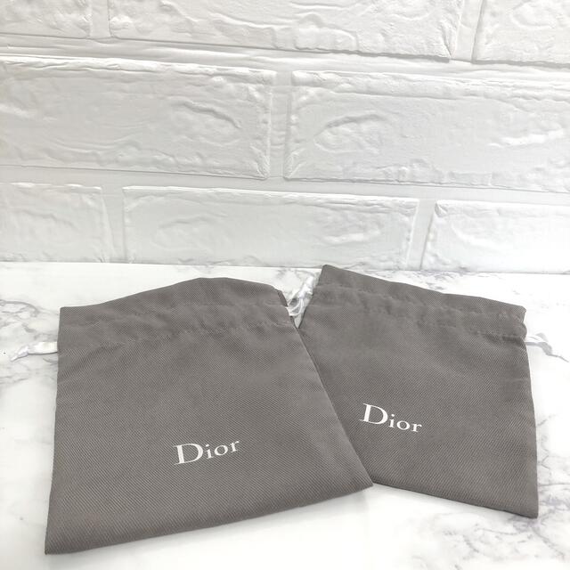 Dior(ディオール)のDior 巾着袋2枚セット　ノベルティ エンタメ/ホビーのコレクション(ノベルティグッズ)の商品写真