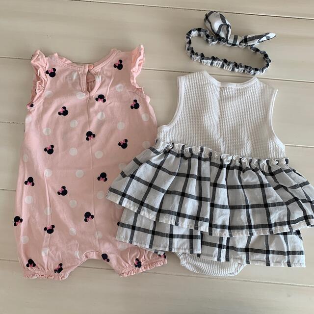 babyGAP(ベビーギャップ)のひなママ様専用。ロンパース　4枚セット キッズ/ベビー/マタニティのベビー服(~85cm)(ロンパース)の商品写真