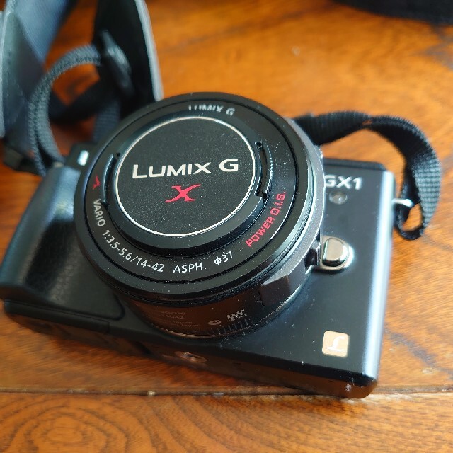 Panasonic(パナソニック)のパナソニック LUMIX GX1 スマホ/家電/カメラのカメラ(ミラーレス一眼)の商品写真