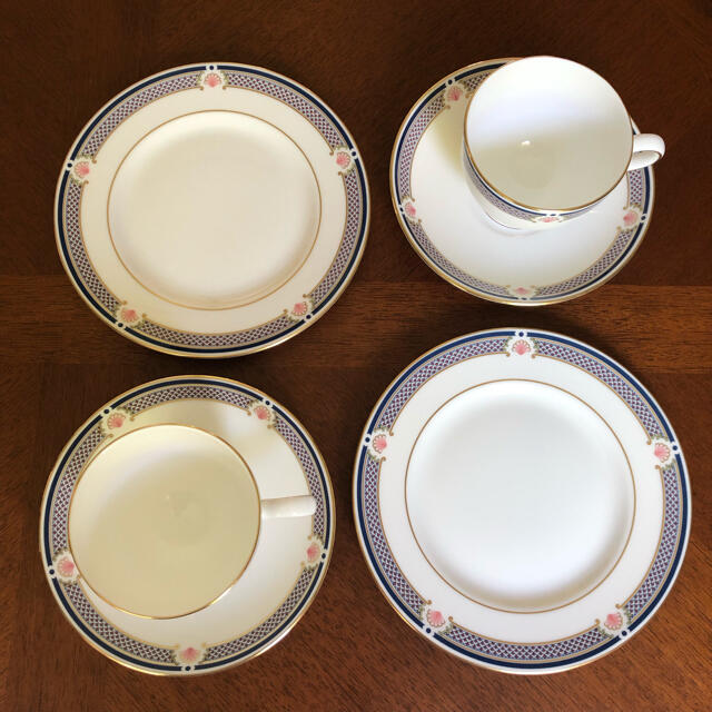 WEDGWOOD(ウェッジウッド)の【美品】ウェッジウッド★WAVERLEY★トリオ　ペア インテリア/住まい/日用品のキッチン/食器(食器)の商品写真