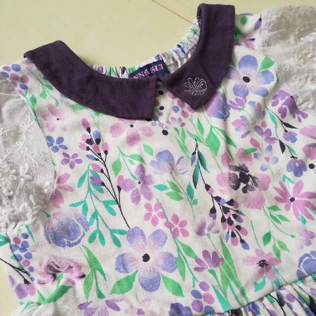 ANNA SUI mini(アナスイミニ)のANNA SUIミニ　袖レースワンピース　120 キッズ/ベビー/マタニティのキッズ服女の子用(90cm~)(ワンピース)の商品写真