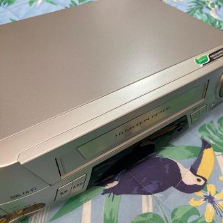 シャープ(SHARP)のSHARP シャープ VHSビデオデッキ(その他)