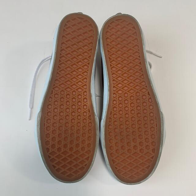 VANS(ヴァンズ)のVans オールドスクール 黒 25.5cm メンズの靴/シューズ(スニーカー)の商品写真