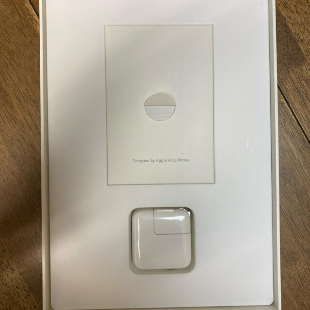 Apple iPad Air2 Wi-Fi+Cellular 16GB シルバー 4