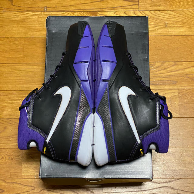 NIKE(ナイキ)の29.5 NIKE KOBE PROTRO LA LAKERS メンズの靴/シューズ(スニーカー)の商品写真