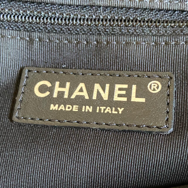 CHANEL(シャネル)のCHANEL シャネル　デニムショルダーバッグ　トートバッグ　マトラッセ レディースのバッグ(ショルダーバッグ)の商品写真