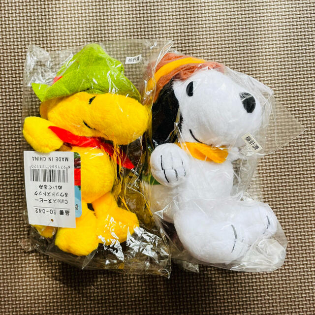 SNOOPY(スヌーピー)のスヌーピーぬいぐるみ　登山セット エンタメ/ホビーのおもちゃ/ぬいぐるみ(ぬいぐるみ)の商品写真