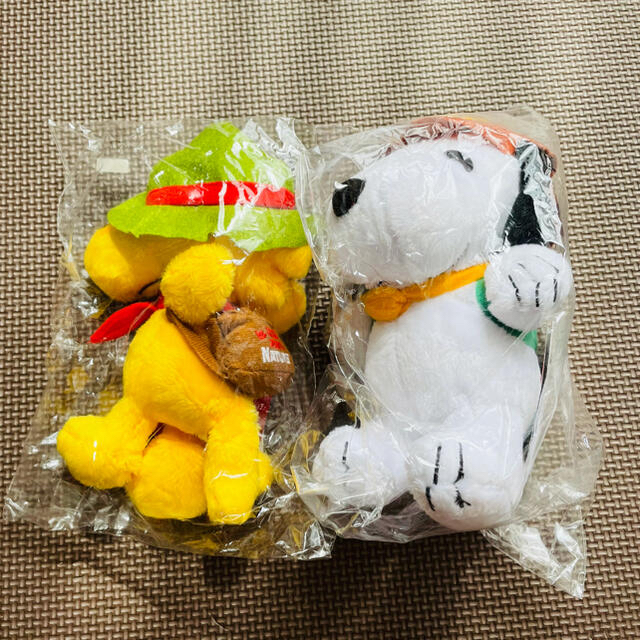 SNOOPY(スヌーピー)のスヌーピーぬいぐるみ　登山セット エンタメ/ホビーのおもちゃ/ぬいぐるみ(ぬいぐるみ)の商品写真