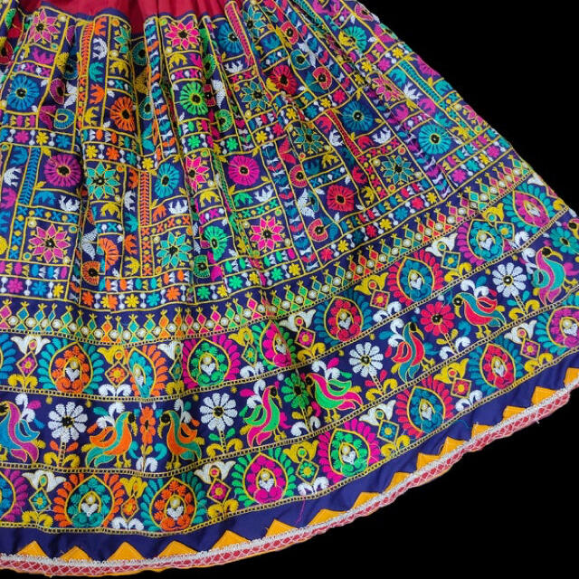 インド刺繍 ロングスカート 刺繍布 民族衣装 ベリーダンス アジアン 刺繍 鳥 定番のお歳暮 6660円引き インド綿の服 インド舞踊している方におすすめ