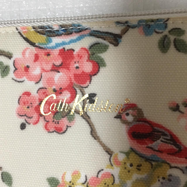 Cath Kidston(キャスキッドソン)の新品 キャスキッドソン スリムタブレットケース スマホ/家電/カメラのスマホアクセサリー(モバイルケース/カバー)の商品写真