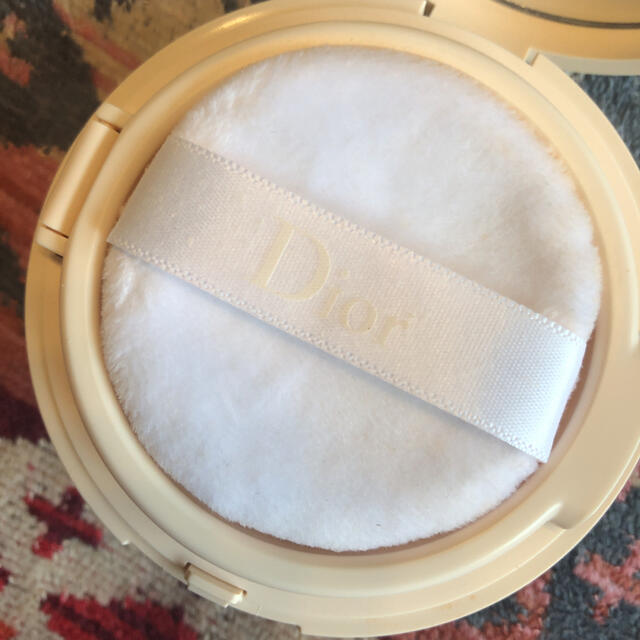 Dior(ディオール)のDior♡美品ディオールスキンフォーエヴァークッションパウダー♡ コスメ/美容のベースメイク/化粧品(フェイスパウダー)の商品写真