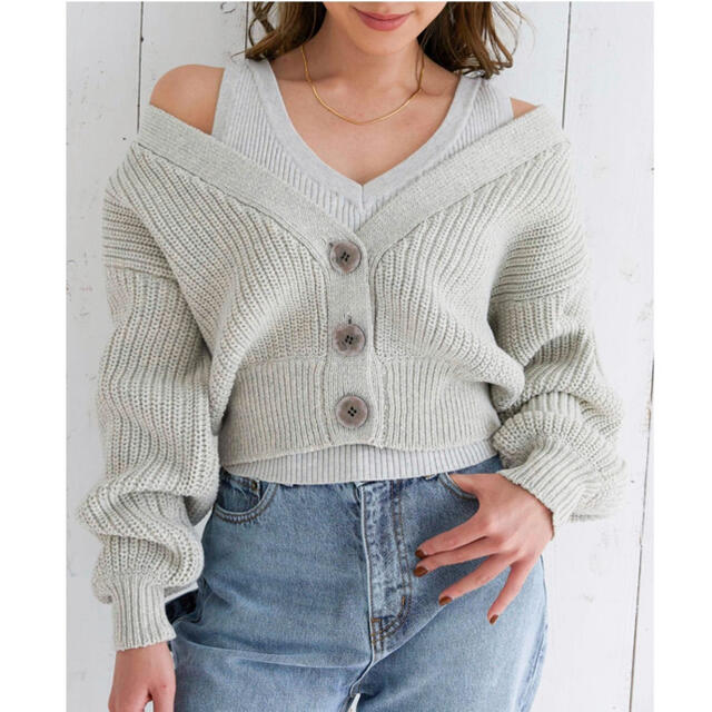 48%割引 最新入荷 ALEXIA STAM - alexiastam Vネックニットトップ