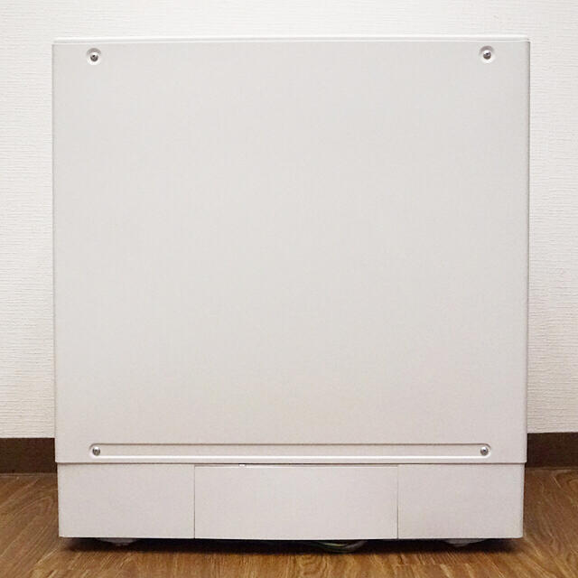 パナソニック Panasonic 食器洗い乾燥機 NP-TH1-W 18年製  スマホ/家電/カメラの生活家電(食器洗い機/乾燥機)の商品写真