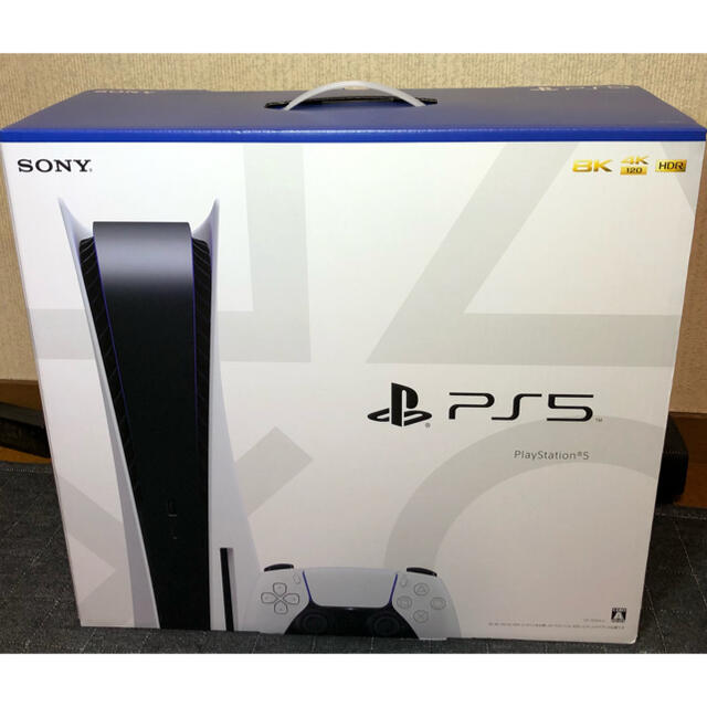 SONY(ソニー)の【新品】PS5 本体 ディスク搭載モデル CFI-1000A01  エンタメ/ホビーのゲームソフト/ゲーム機本体(家庭用ゲーム機本体)の商品写真