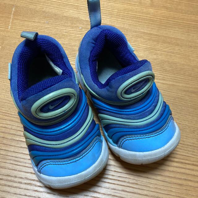 NIKE(ナイキ)のNIKE子供靴 キッズ/ベビー/マタニティのベビー靴/シューズ(~14cm)(スニーカー)の商品写真