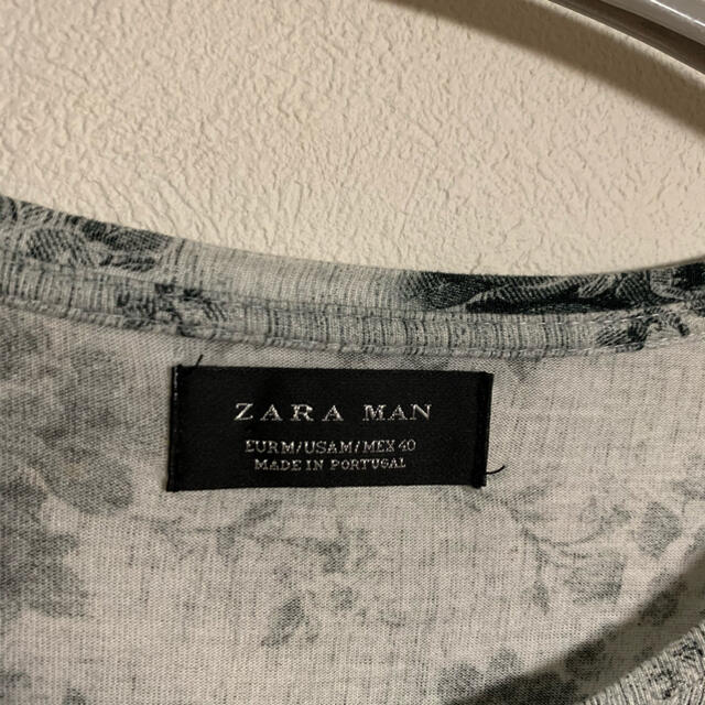 ZARA(ザラ)のZARA ザラ Tシャツ　花柄　総柄　モード　ロック　モノトーン メンズのトップス(シャツ)の商品写真