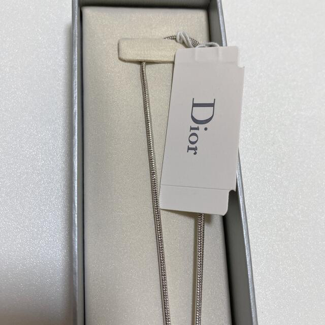 Christian Dior(クリスチャンディオール)のクリスチャン　ディオール　ストラップ　未使用 レディースのアクセサリー(その他)の商品写真