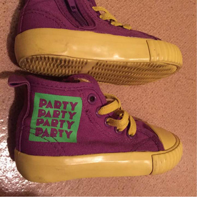 PARTYPARTY(パーティーパーティー)のパーティーパーティー 13㎝ キッズ/ベビー/マタニティのベビー靴/シューズ(~14cm)(スニーカー)の商品写真
