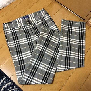 バーバリー(BURBERRY)のえり様専用❗️バーバリー白ノブァパンツ(カジュアルパンツ)