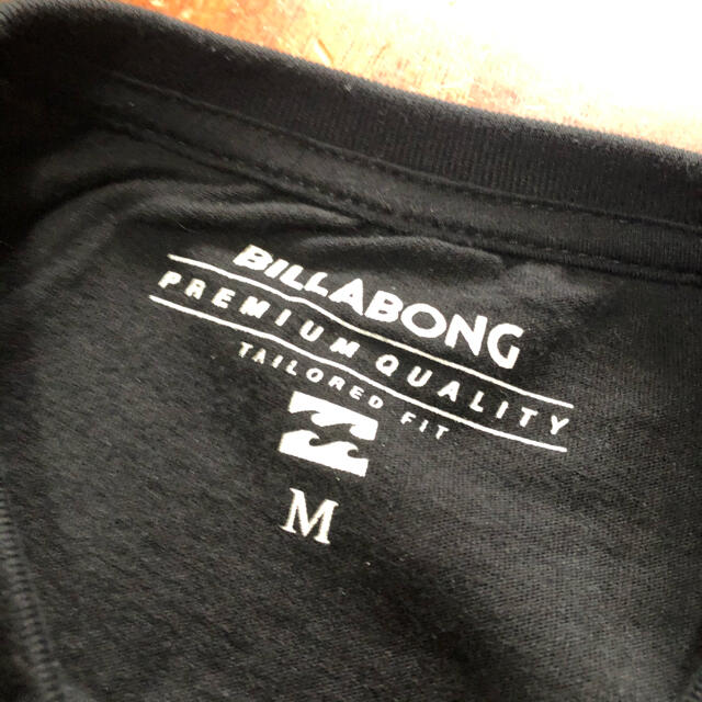 billabong(ビラボン)のBILLABONG ビラボン　tシャツ Mサイズ　バックプリント メンズのトップス(Tシャツ/カットソー(半袖/袖なし))の商品写真