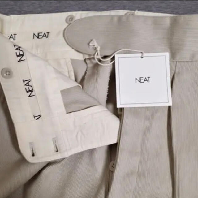 COMOLI(コモリ)のNEAT Cotton Pique Beltles ベルトレス メンズのパンツ(スラックス)の商品写真